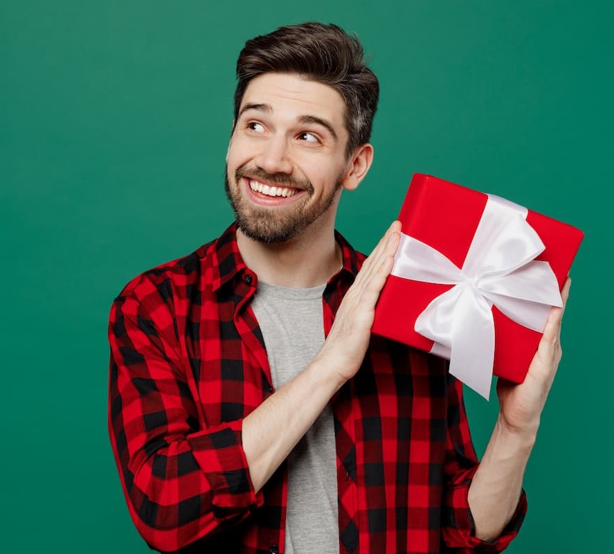 holiday great clips Eastgate Square